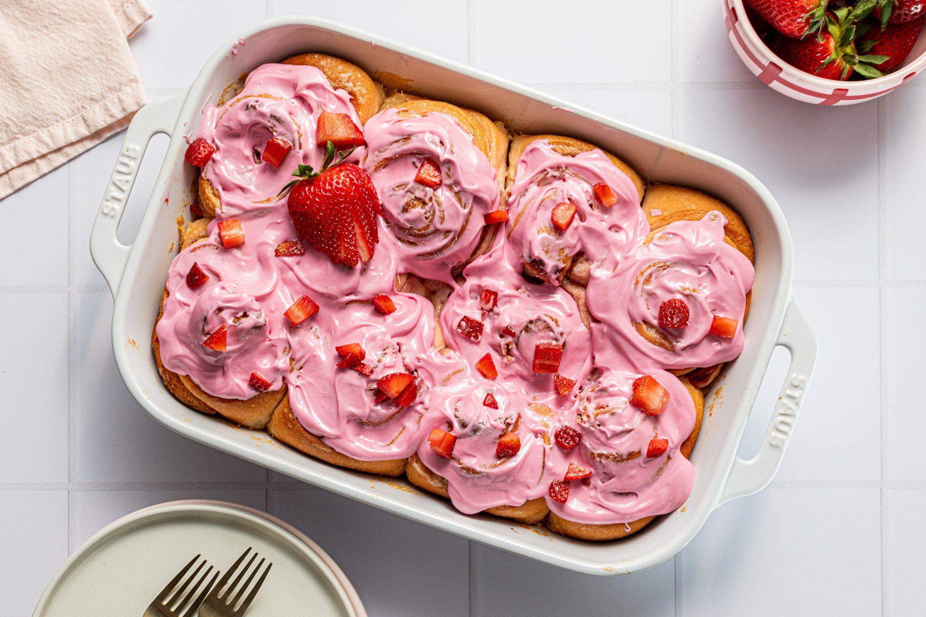Strawberry Cheesecake Rolls