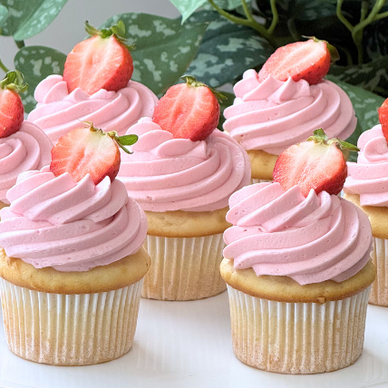 Strawberry Champagne Cupcakes
