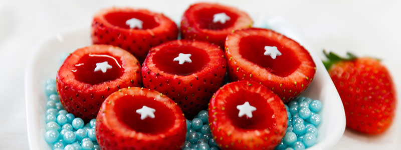 Strawberry Champagne Jello Shots — Amoretti