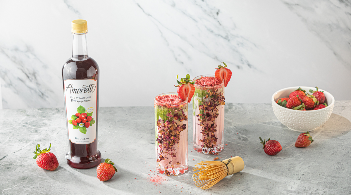 Strawberry Matcha Latte — Amoretti