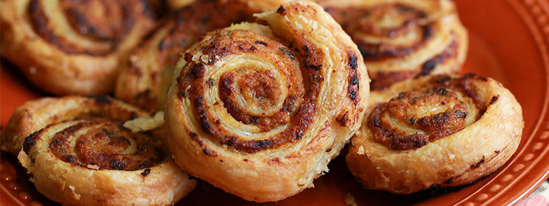 Pumpkin Garlic Rolls